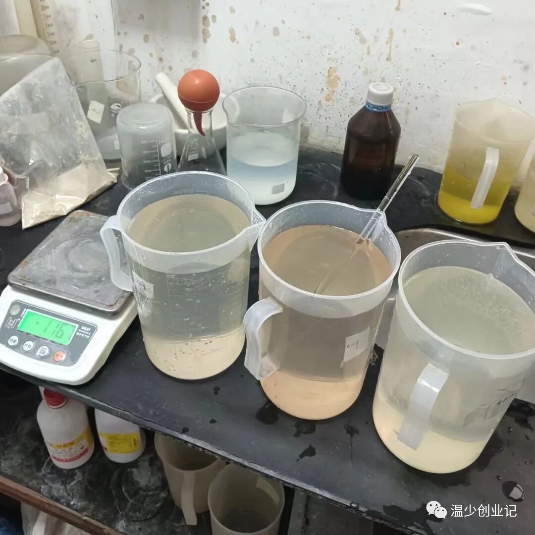 从创业失败负债20多万，到靠知识变现日入3000+，我找到了普通人赚钱的简单公式！